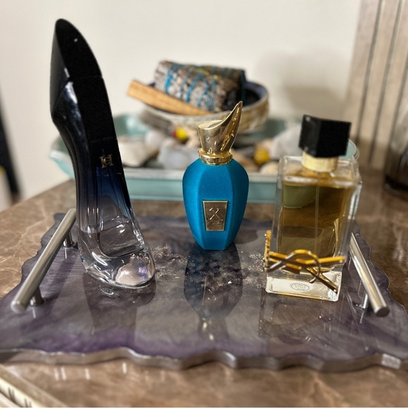 Resin Tray with Amethyst Crystals - Only one made - Picture 3 of 8